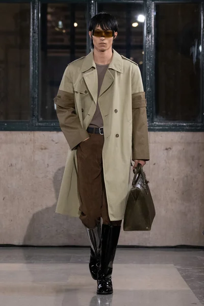 Look 37